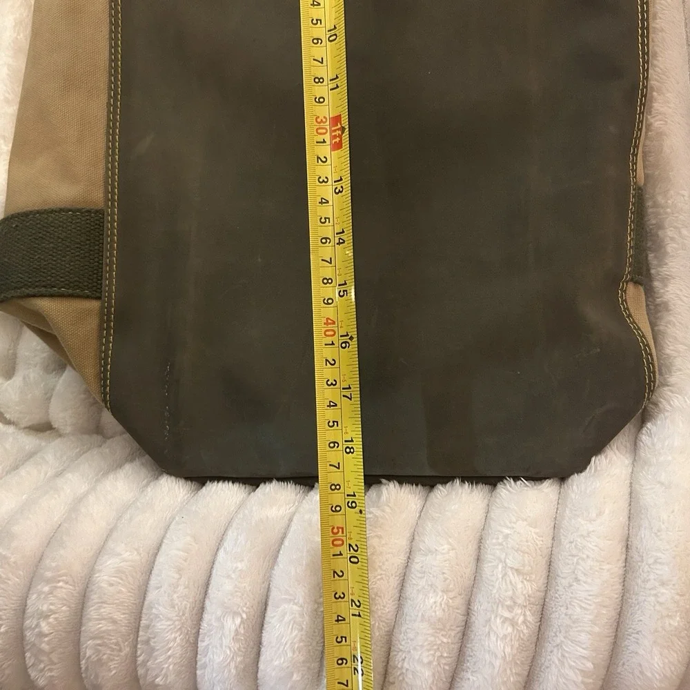 GH Bass & Co. VINTAGE Canvas & Leather Duffle Weekender Bag Tan/Green/Brown RARE